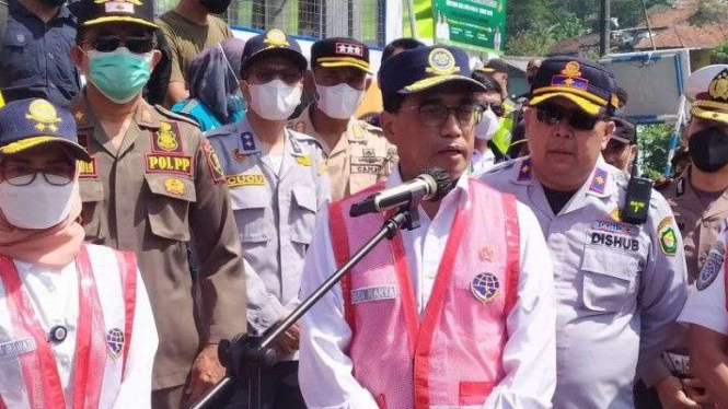 Menteri Perhubungan Budi Karya Sumadi