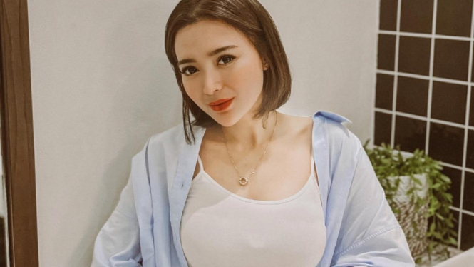 Wika Salim.