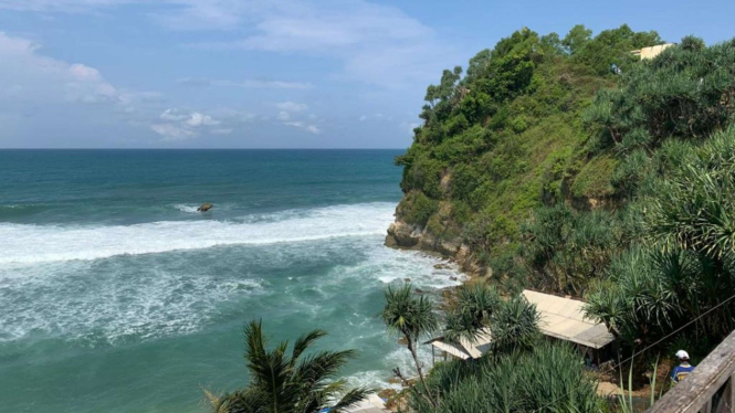 Pantai Nampu