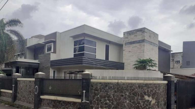 Rumah Andre Taulany yang di Jual