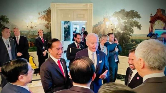 Presiden Jokowi di acara makan malam bersama Presiden AS Joe Biden