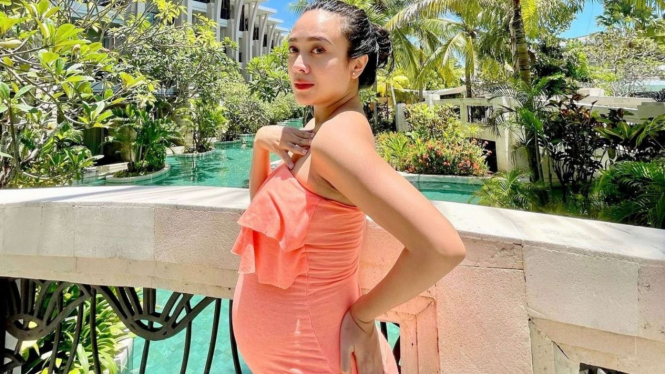 Dea Ananda saat hamil
