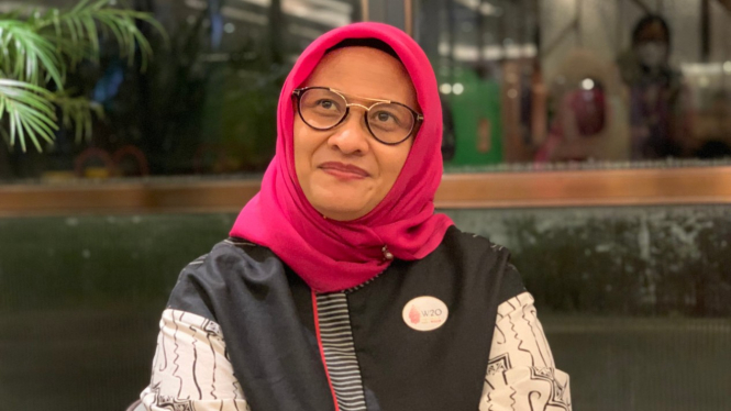 Dian Siswarini.