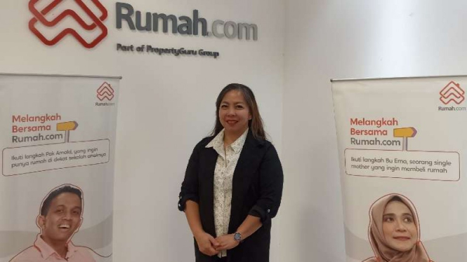 Country Manager Rumah.com Marine Novita.