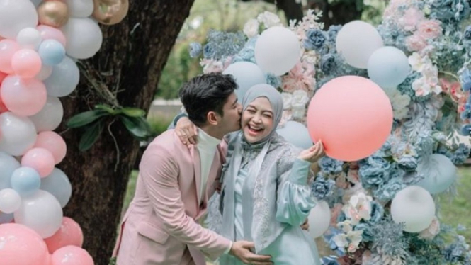 Ria Ricis dan Teuku Ryan.