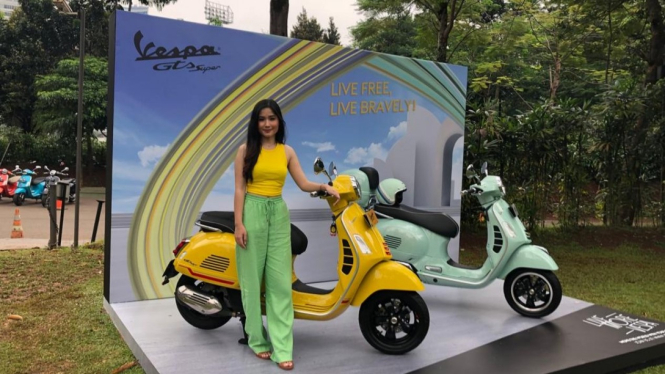 Vespa GTS Sport dengan varian warna baru