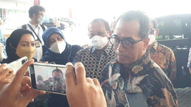 Menhub Budi.