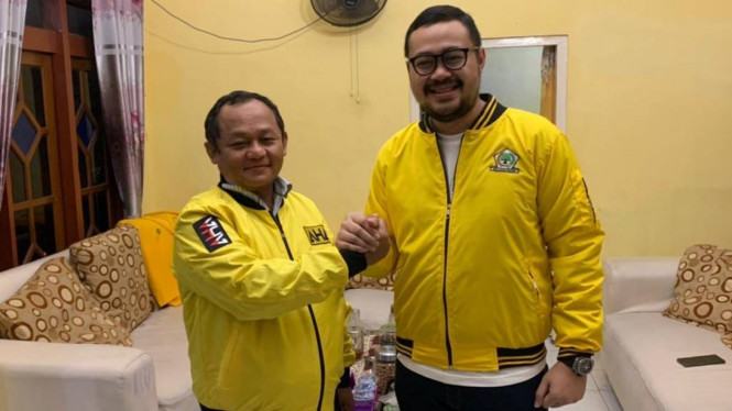 Bayu Airlangga bersama Ketua DPD Golkar Jatim M Sarmuji.