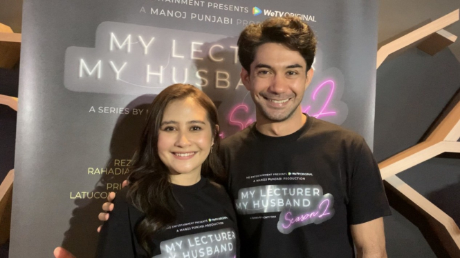 Prilly Latuconsina dan Reza Rahadian.