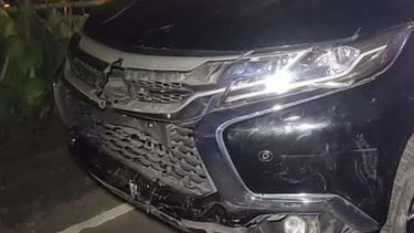 Mobil Pajero maut di MT Haryono.