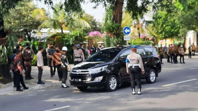 Tamu-tamu yang hadir di pernikahan Ketua MK dan Adik Jokowi.
