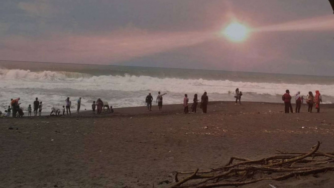 Pantai Goa Cemara