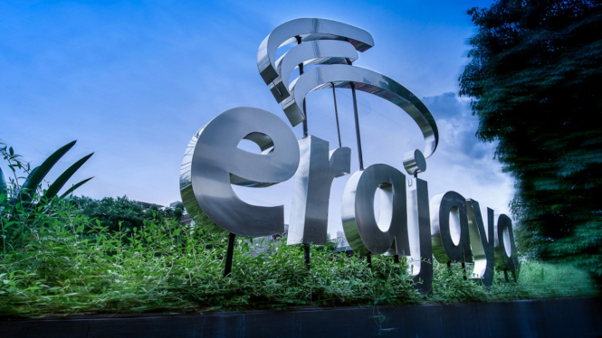 Erajaya.