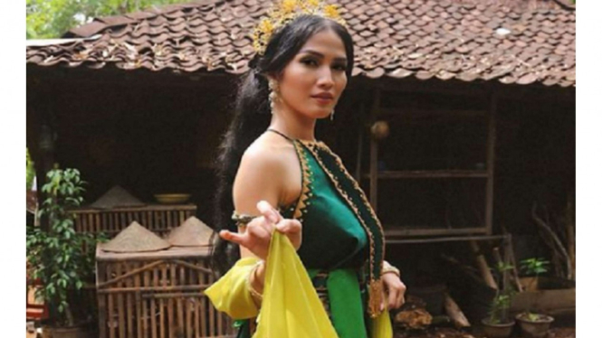 Aulia Sarah dalam Film KKN di Desa Penari