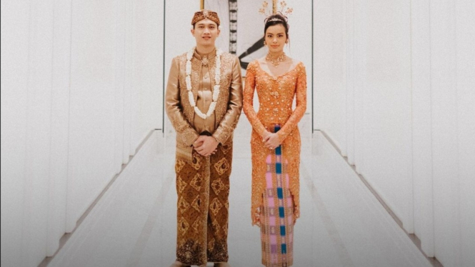 Eva Celia dan Demas Narawangsa.