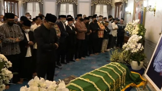 Bacaan sholat jenazah laki-laki