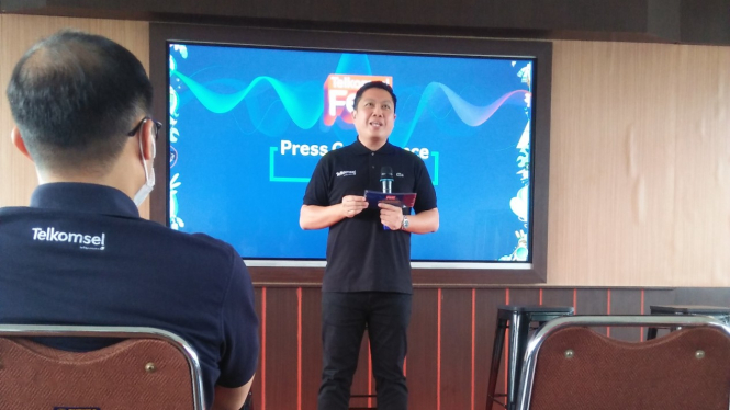 Direktur Pemasaran Telkomsel Derrick Heng.