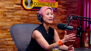 Rosiana Silalahi di podcast Close The Door Deddy Corbuzier