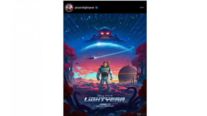 Poster Resmi Film Buzzlightyear 2022