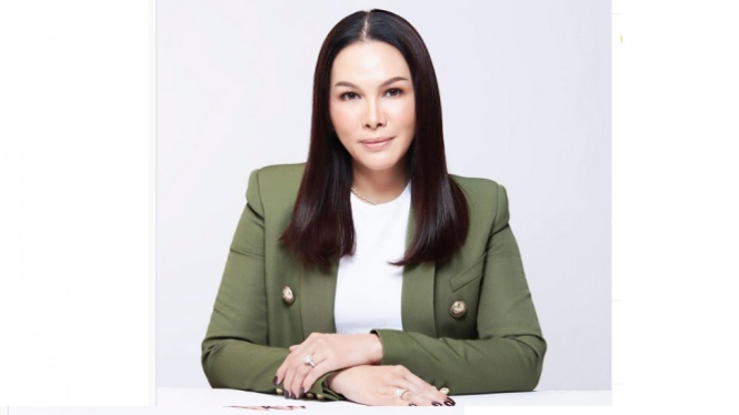 Fitri Salhuteru