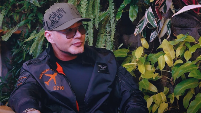 Deddy Corbuzier.