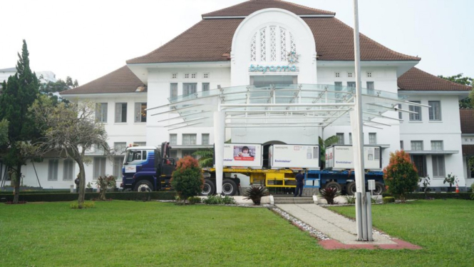 Kantor Bio Farma.