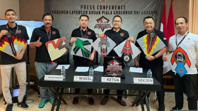 Perlasi menggelar turnamen layangan aduan Piala Gubernur DKI