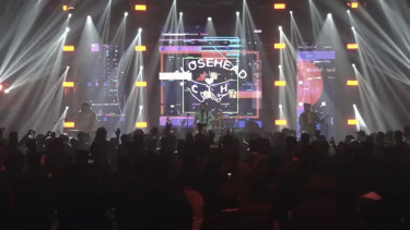 Konser Close Head
