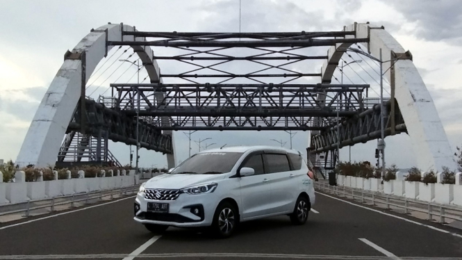 All New Suzuki Ertiga Hybrid