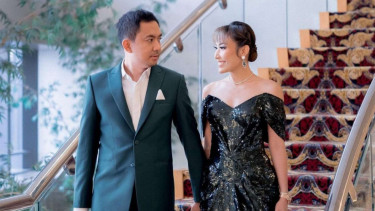 Ayu Dewi dan Regi Datau