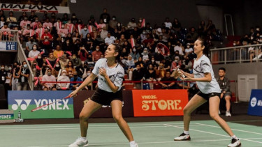 Raisa dan Anya Geraldine dalam acara VINDES Tepok Bulu 2022