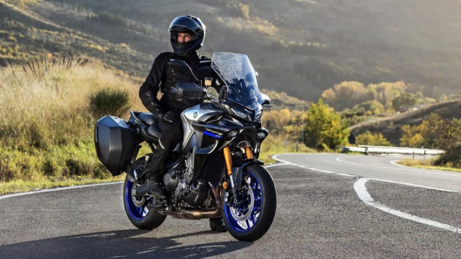Motor Yamaha Tracer 9 GT terbaru