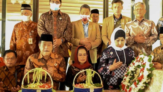Dewan Koperasi Nasional Ziarah ke Makam Bung Hatta
