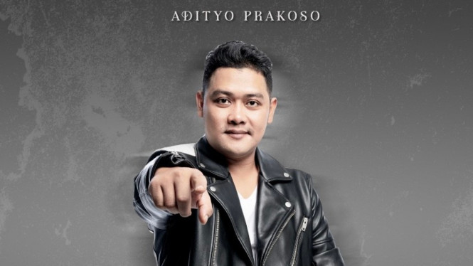 Single perdana Adityo Prakoso, Dia atau Kamu