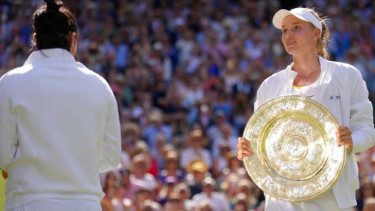 Petenis asal Kazakshtan, Elena Rybakina juara Wimbledon 2022.