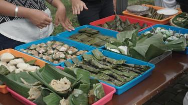 Ilustrasi bungkus daun pisang.