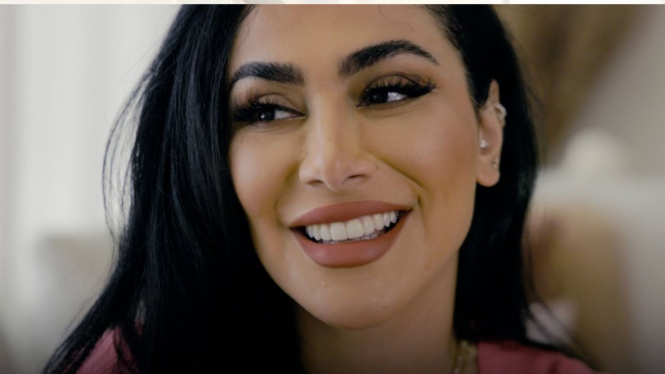 Youtuber muslim Huda Beauty/Huda Kattan