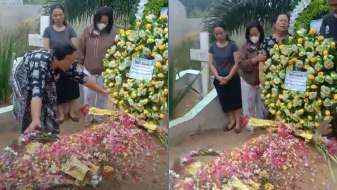 Ibu Brigadir J Teriak di makam putranya