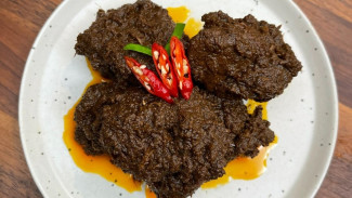 Trik Masak Daging Rendang Empuk Buat Hidangan Lebaran