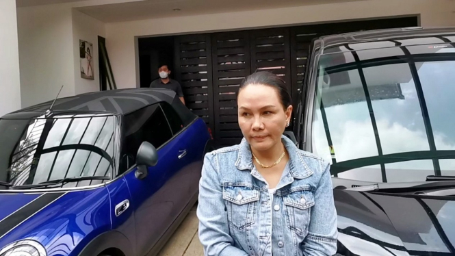 Fitri Salhuteru