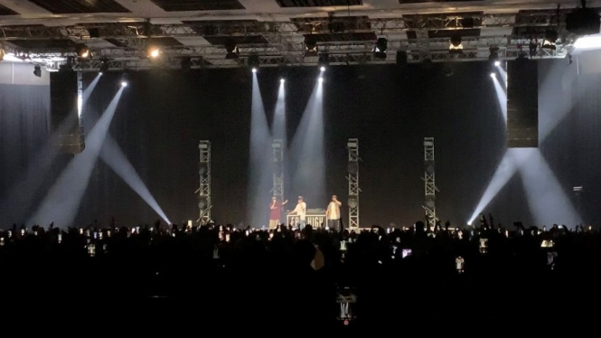 Epik High konser di Indonesia