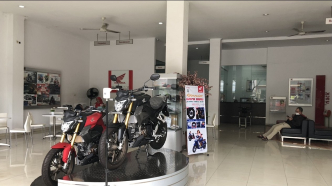 Diler resmi motor Honda