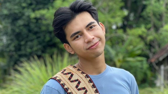 Dimas Ahmad