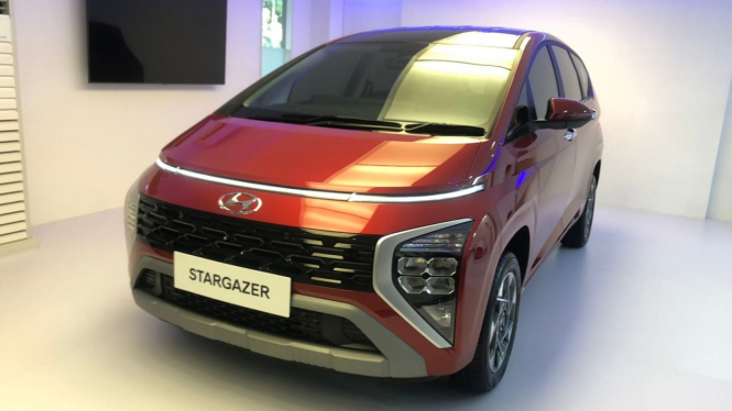 Mobil Hyundai Stargazer di Indonesia