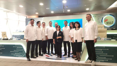 Jajaran Dewan Komisaris dan Direksi PT Bakrie & Brothers Tbk (BNBR).