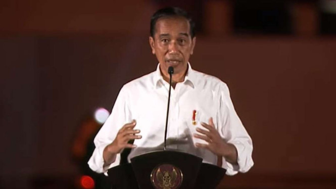 VIVA Bisnis: Presiden Jokowi meresmikan Kawasan Labuan Bajo di Pantai Marina.