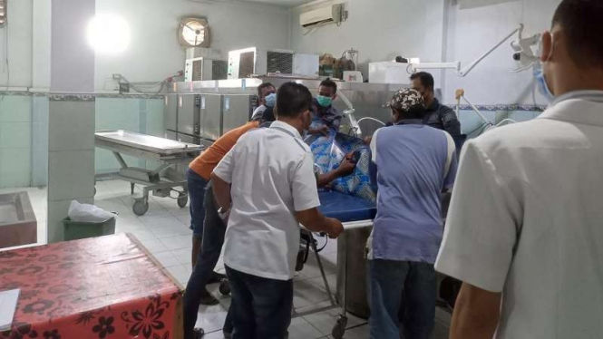 Calon kades, Arfani, tewas ditembak orang tidak dikenal.
