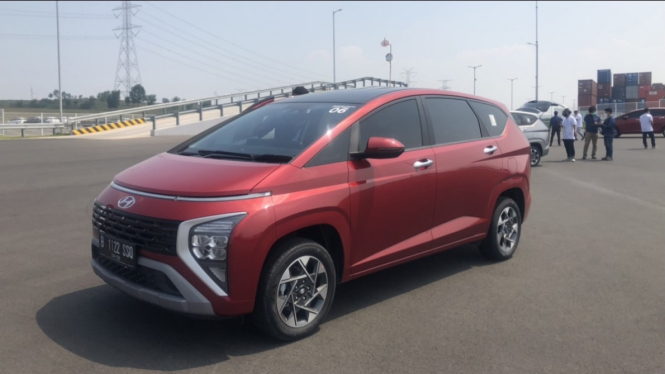 Hyundai Stargazer di Indonesia