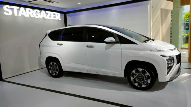 Hyundai Stargazer