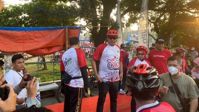Plt. Walikota Bekasi, Tri Adhianto